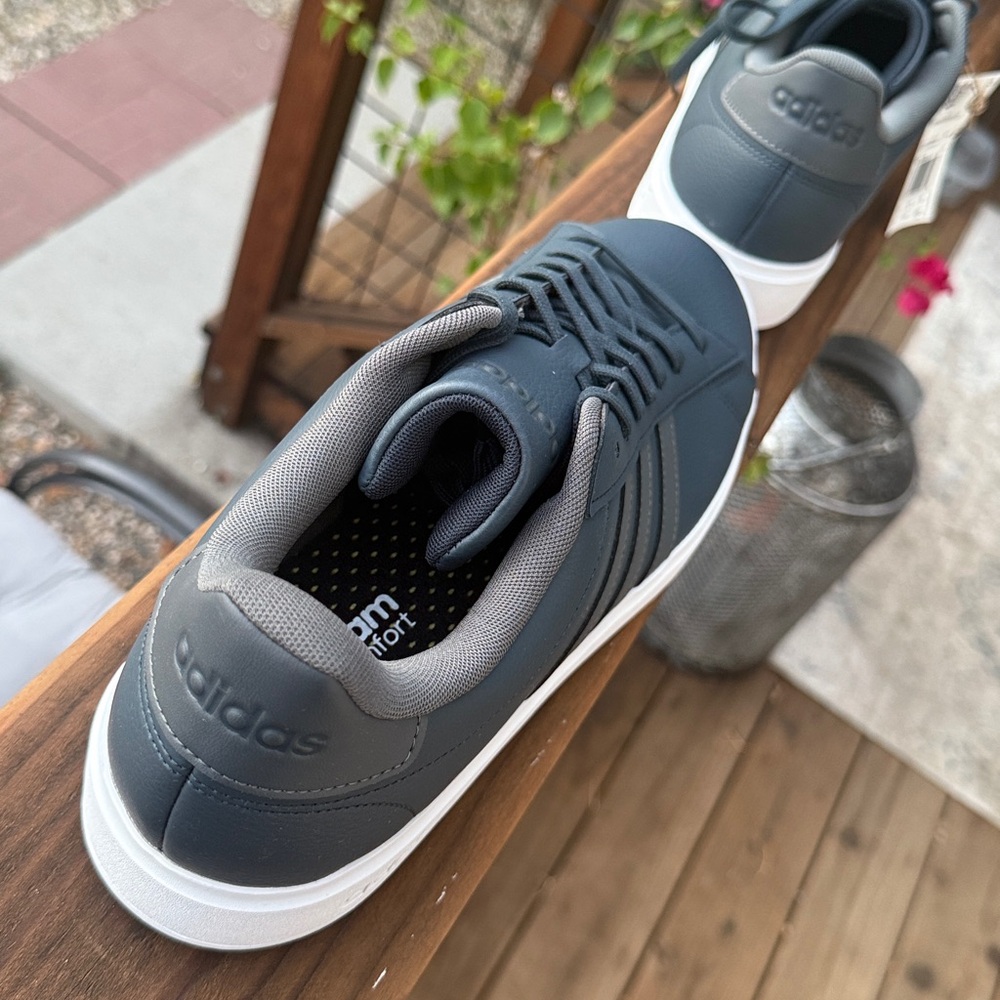 Adidas Grand Court 2.0 Shoe Box in Black and White - Picture 5 of 6